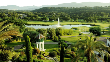 En vecka med golf – så balanserar du rundor, vila och semester